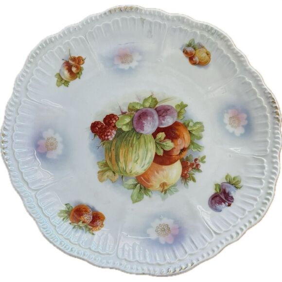 Vintage Soh Bavaria Porcelain
Decorative Plate with Fruit Motif - Picture 1 of 7